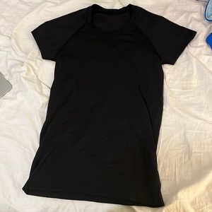 Lululemon swiftly shortsleeve